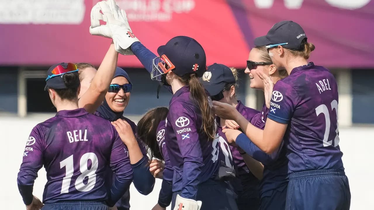 বিশ্বকাপ নিশ্চিত করল স্কটল্যান্ড