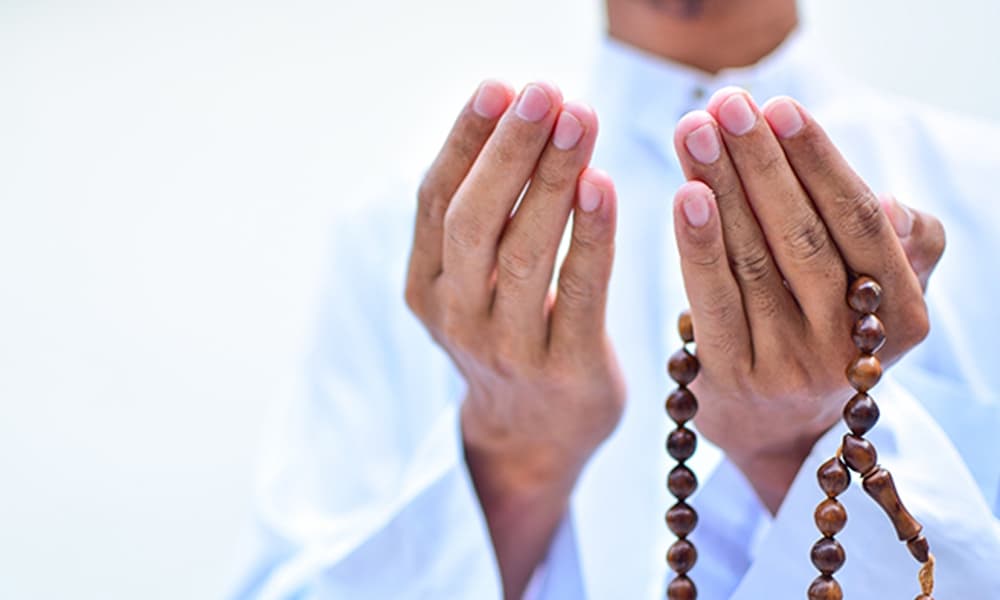 ব্যক্তির যে দোয়ায় ফেরেশতারা তার জন্য দোয়া করে