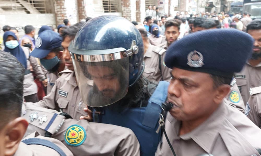 জামিন পেলেন গায়ক নোবেল