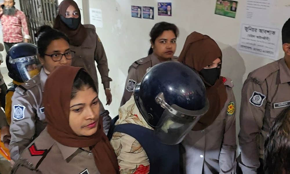 বিমানের সাবেক এমডিসহ ৪ জন রিমান্ডে