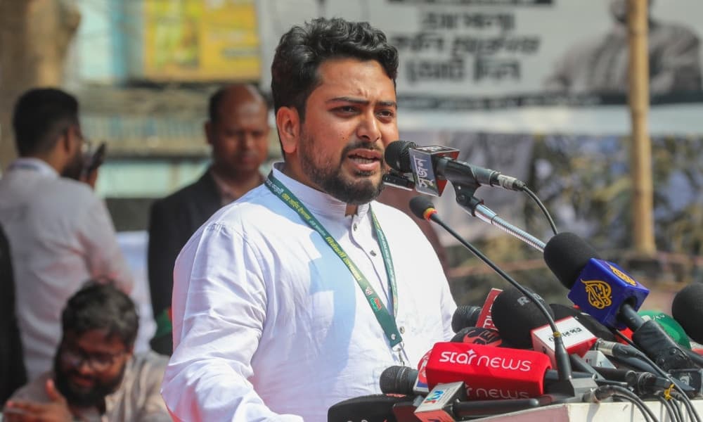 আগামী কয়েক ঘণ্টা খুব সাবধান থাকতে হবে : নাহিদ ইসলাম