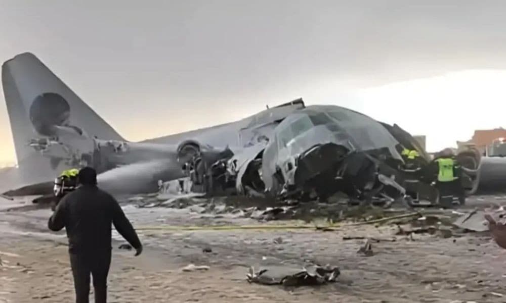 বলিভিয়ায় টাকাভর্তি উড়োজাহাজ বিধ্বস্ত, নিহত ১৫