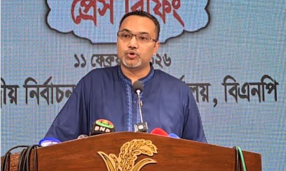 বিভিন্ন জায়গায় প্রচুর বোরকা-নেকাব বানানোর তথ্য পাচ্ছি : মাহদী আমিন