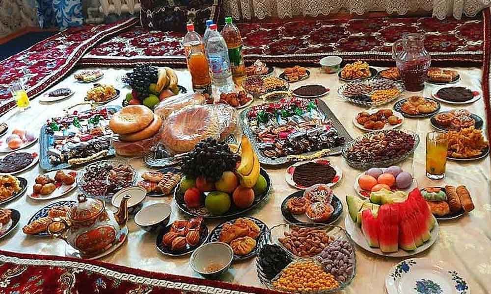 দস্তরখান বিছিয়ে খাওয়া কি সুন্নত? কী ধরনের দস্তরখান ব্যবহার করা উচিত