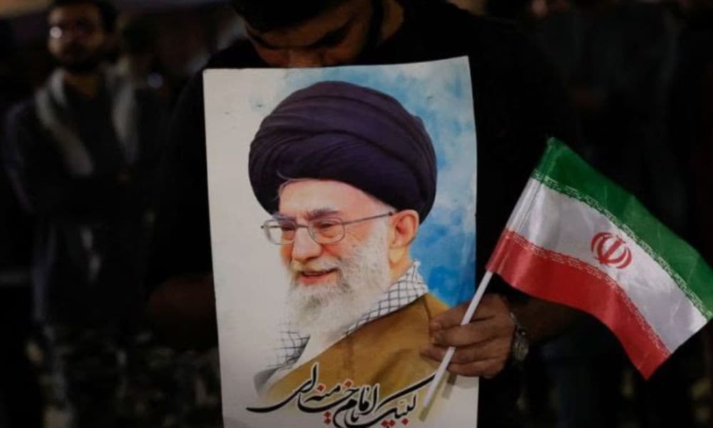 নিজ কার্যালয়ে যেভাবে নিহত হন খামেনি