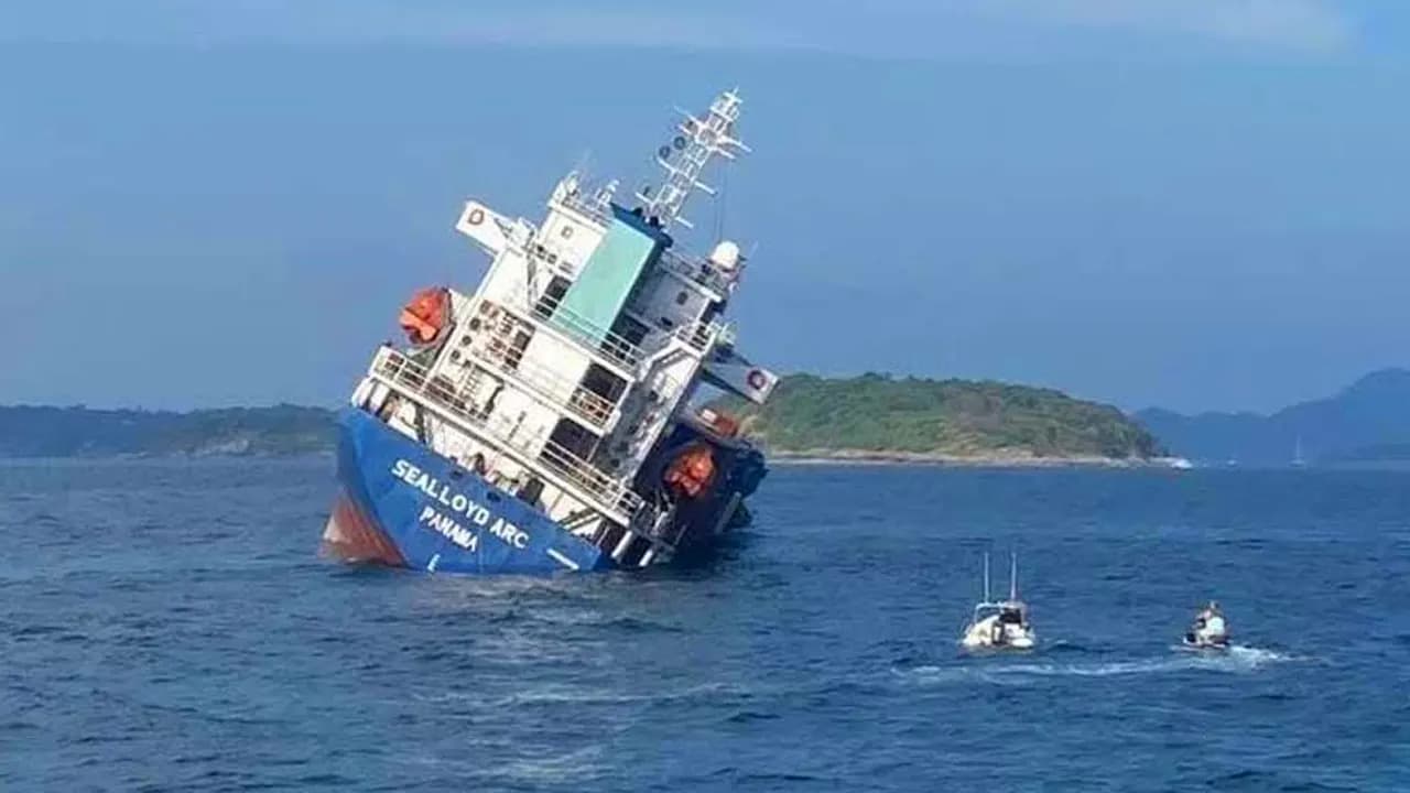 থাইল্যান্ডে জাহাজডুবি, ১৬ বাংলাদেশি নাবিক উদ্ধার