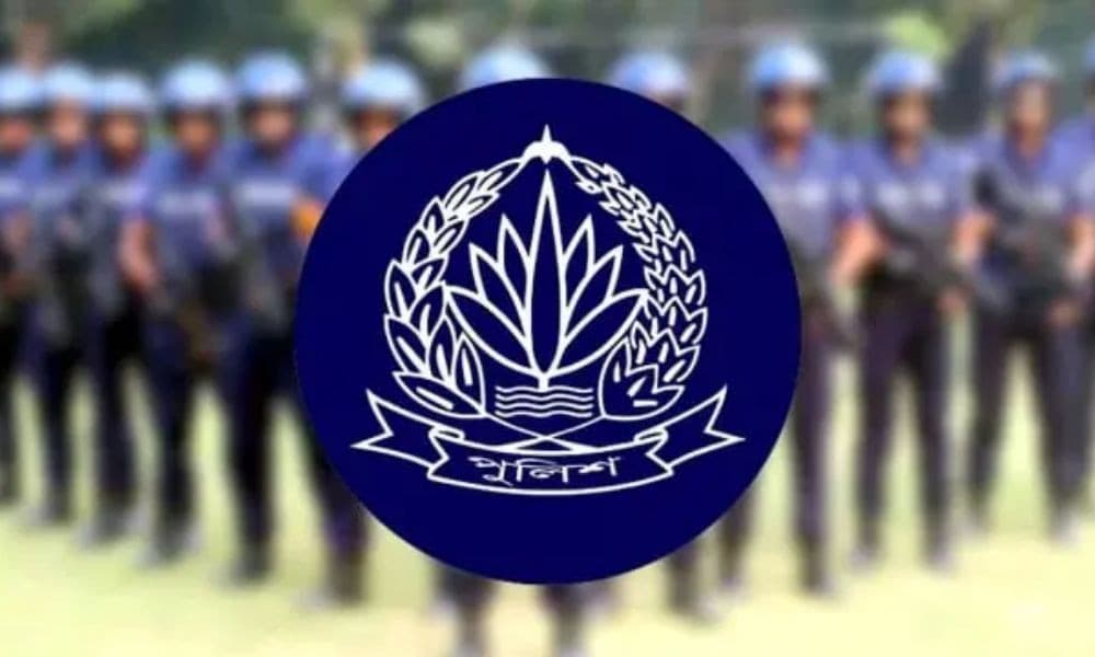 ১০ হাজার কনস্টেবল নিয়োগ দেবে বাংলাদেশ পুলিশ, এসএসসি পাসেই আবেদন