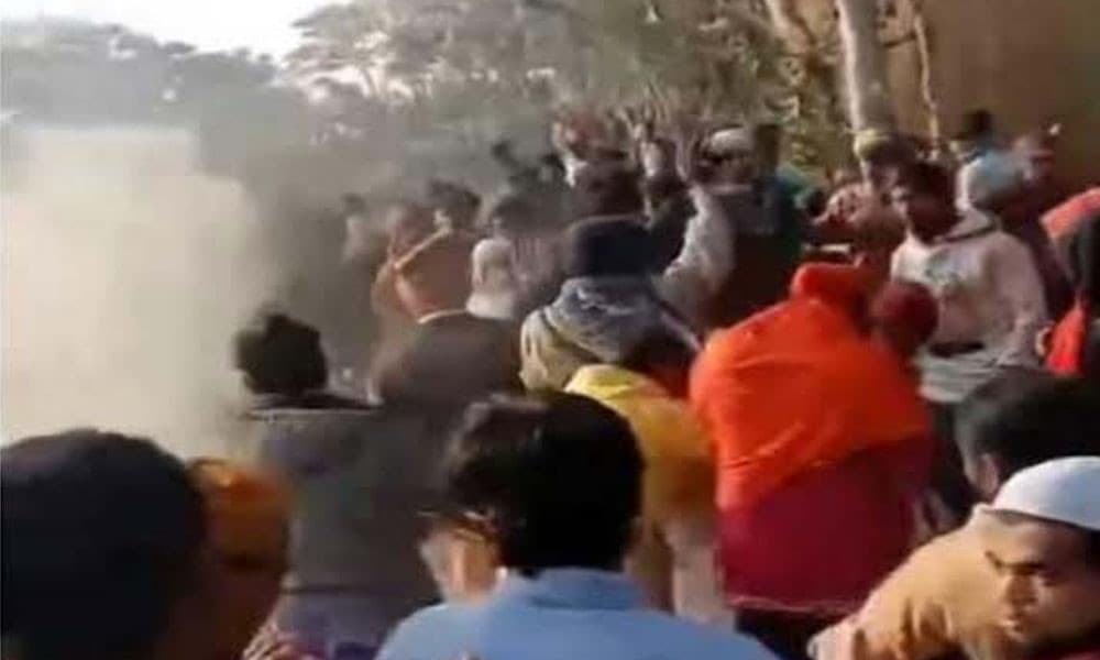 শরণখোলায় বিএনপি-জামায়াত সংঘর্ষ, আহত ১৫