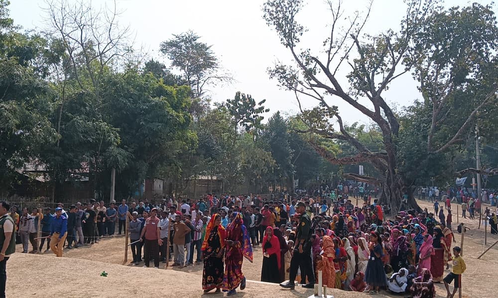 মৌলভীবাজারে উৎসবমুখর পরিবেশে কুলাউড়া আসনে ভোটগ্রহণ