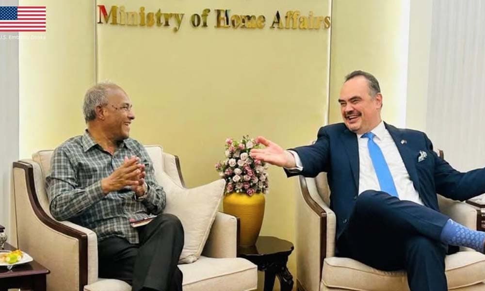 স্বরাষ্ট্র উপদেষ্টার সঙ্গে মার্কিন রাষ্ট্রদূতের বৈঠক