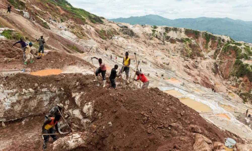 ডিআর কঙ্গোয় খনি ধসে দুই শতাধিক নিহত, বহু মানুষ এখনো আটকা