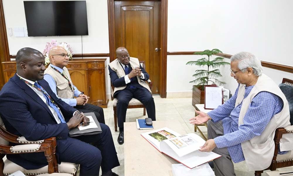 প্রধান উপদেষ্টার সঙ্গে কমনওয়েলথ নির্বাচন পর্যবেক্ষক দলের সাক্ষাৎ
