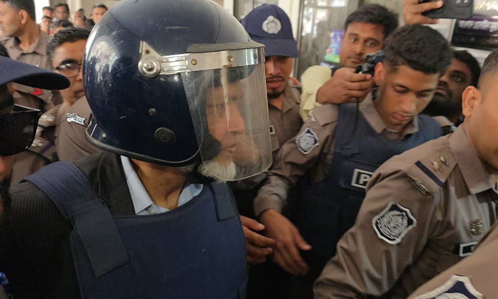 জামায়াতের আমিরের এক্স অ্যাকাউন্ট হ্যাক : বঙ্গভবনের কর্মকর্তা ছরওয়ারের জামিন