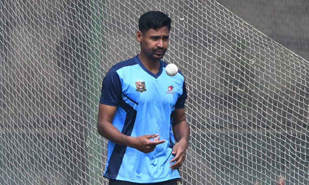 ৬.৪৪ কোটি রুপিতে লাহোর কালান্দার্সে মুস্তাফিজ