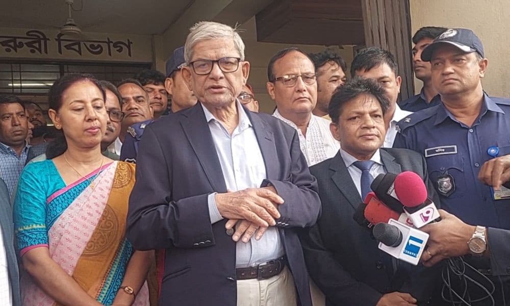 অল্প টাকায় সাধারণ মানুষ উন্নত স্বাস্থ্যসেবা পাবে : মির্জা ফখরুল