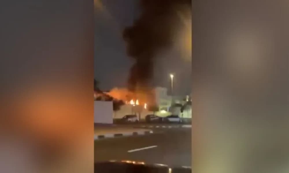 দুবাইয়ে মার্কিন দূতাবাসে ক্ষেপণাস্ত্র হামলার অভিযোগ