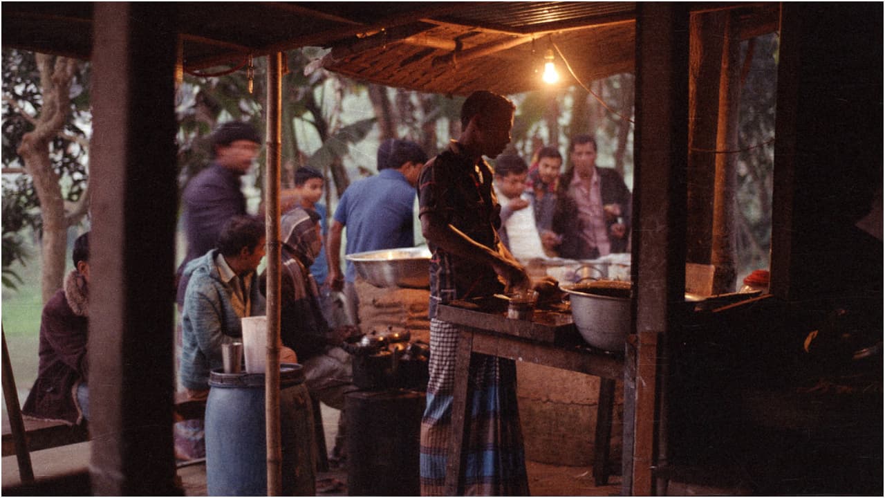 রমজানে দোকানে ক্যারম-টিভি বন্ধের নির্দেশ, পুলিশ বলছে “কোনো অফিসিয়াল নির্দেশনা নয়”