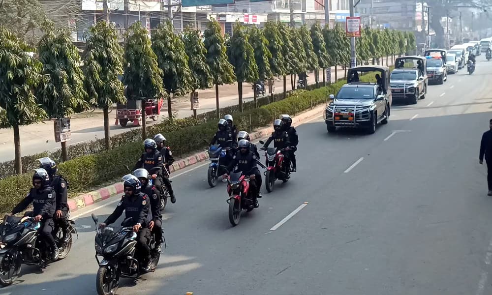 জাতীয় সংসদ নির্বাচন সামনে রেখে ঝিনাইদহে র‍্যাবের টহল