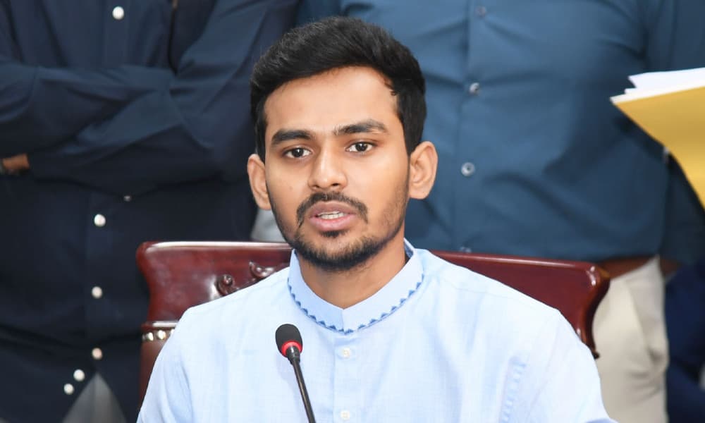 ঋণখেলাপি ও অতিথি পাখিকে ভোট দেবে না বাংলাদেশের মানুষ : আসিফ মাহমুদ