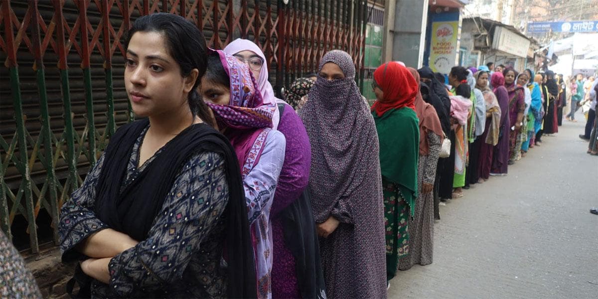 ‘আমরা একটু দেশটাকে সুন্দর করে গড়ে তুলি’