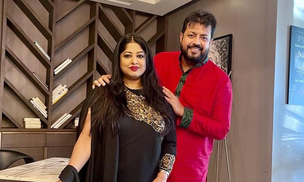 ‘আপনার বউ নৌকার মনোনয়ন চেয়েছিলেন’, ওমর সানীকে খোঁচা নেটিজেনদের