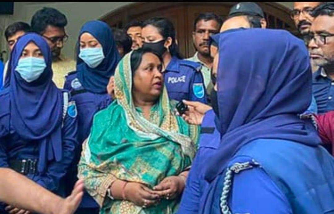 ৫ মামলায় সাবেক মেয়র আইভীকে হাইকোর্টের দেওয়া জামিন স্থগিত