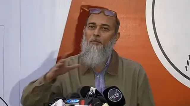 বিসিবির অর্থ কমিটির প্রধানের পদ থেকে নাজমুলকে অব্যাহতি