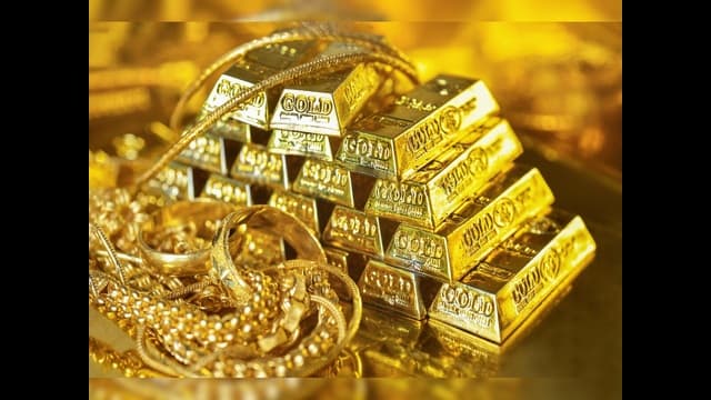 বিশ্ববাজারে স্বর্ণের দামে নতুন ইতিহাস, প্রথমবার ছাড়াল ৪৭০০ ডলার