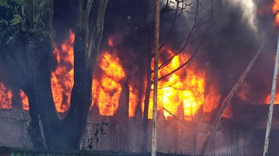 গাজীপুরে কয়েল কারখানায় আগুন, নিয়ন্ত্রণে ফায়ার সার্ভিসের ৭ ইউনিট