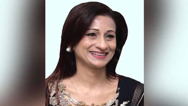 গ্রেপ্তারি পরোয়ানার পর জামিন পেলেন সিমিন রহমান