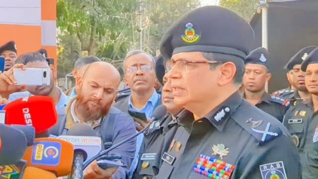 জঙ্গল সলিমপুরে সন্ত্রাসীদের আস্তানা গুঁড়িয়ে দেওয়া হবে : র্যাব ডিজি