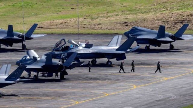 মধ্যপ্রাচ্যে মহড়া শুরু করবে মার্কিন বিমানবাহিনী