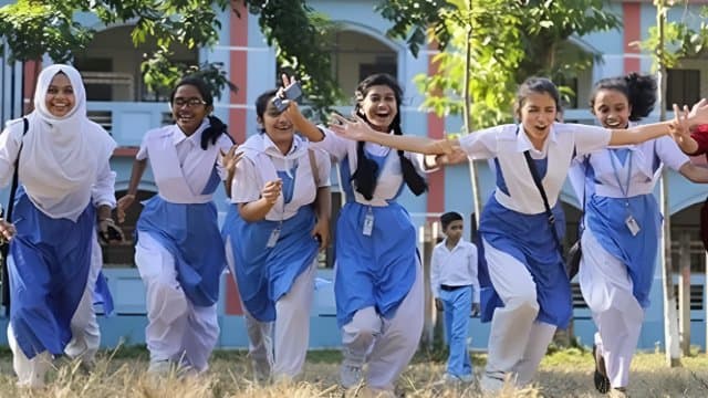 নির্বাচন উপলক্ষে সব শিক্ষাপ্রতিষ্ঠানে চার দিনের ছুটি বাস্তবায়নে চিঠি